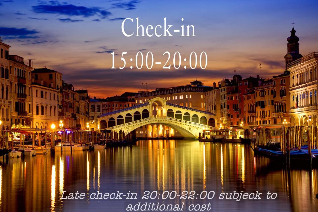 Venetian Mood Appartamento Bianco Екстер'єр фото