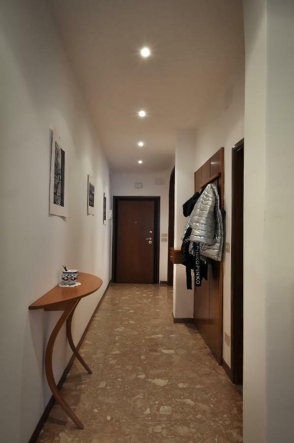 Venetian Mood Appartamento Bianco Екстер'єр фото